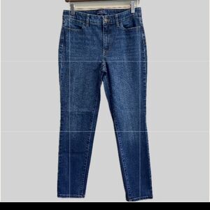 Talbots NWOT Simply Flattering  Studded Ankle  Skinny Jeans 6